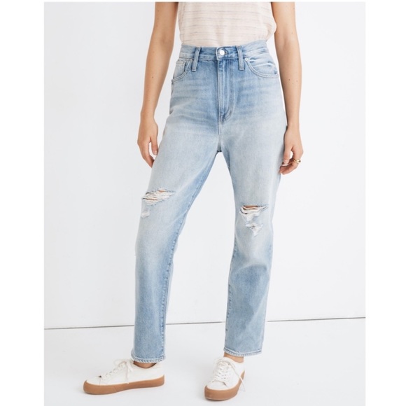 Madewell Denim - Madewell The Mom Jean Distressed Light Wash High Rise Sz 25